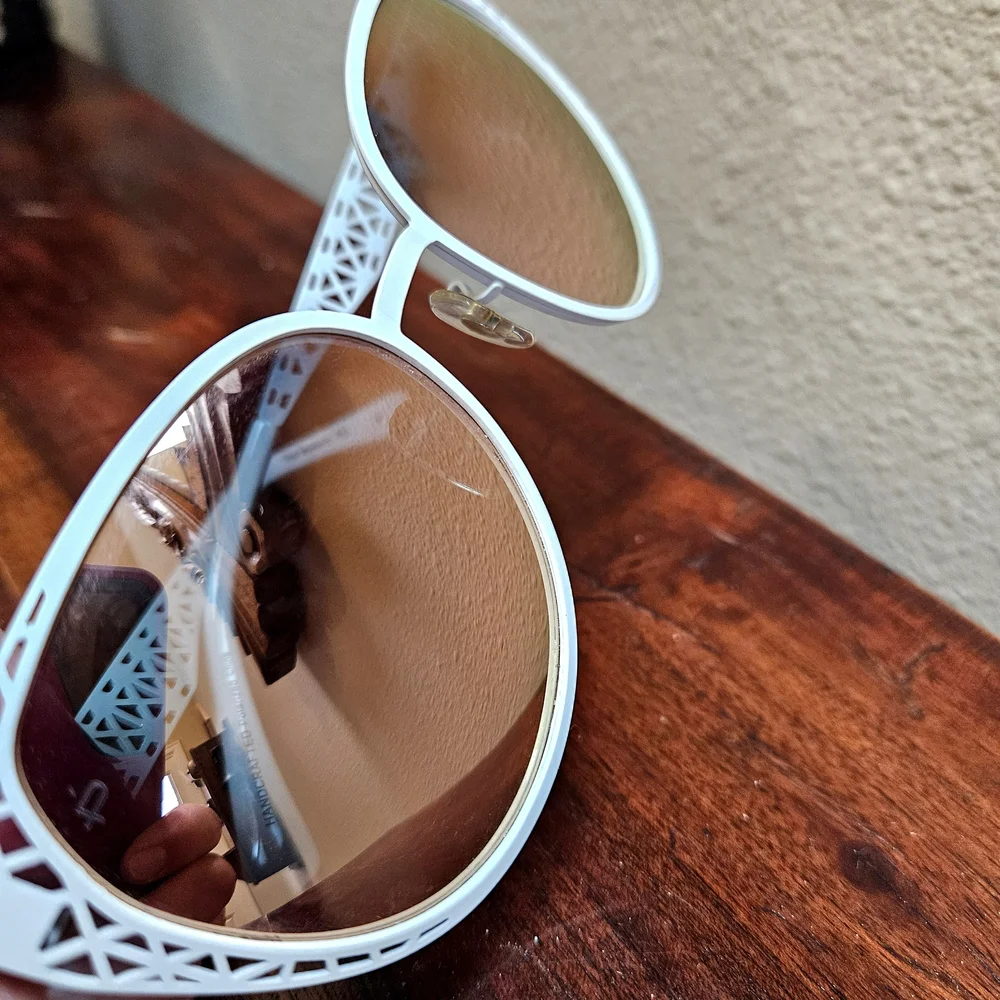 Prive Revaux "The Monarch" Polarized Cat Eye Sunglasses White w/Pink Lenses - Picture 7 of 8